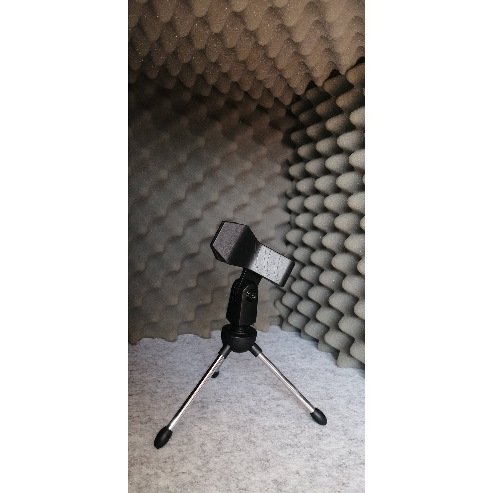 Acoustic vocal audio recording and isolation booth easy to set up